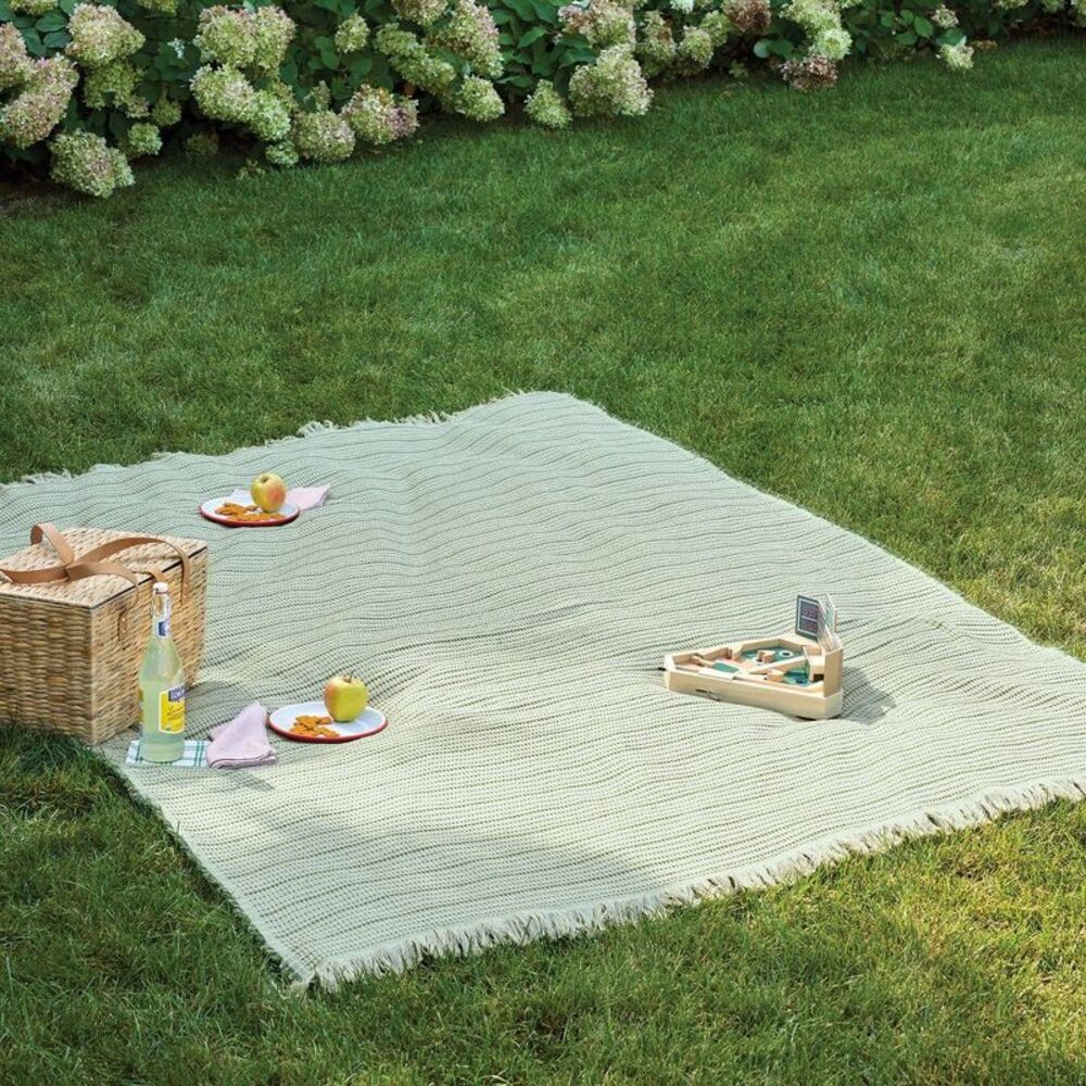 72"x92" Oversized Indoor/Outdoor Throw Blanket Gre Green/White - Picture 2 of 4